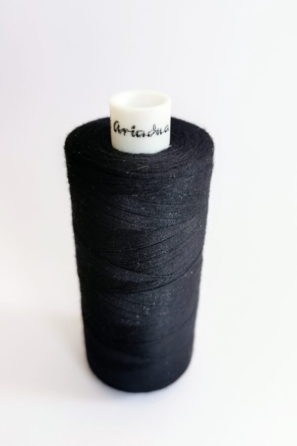 Universal sewing threads 1000 m BLACK