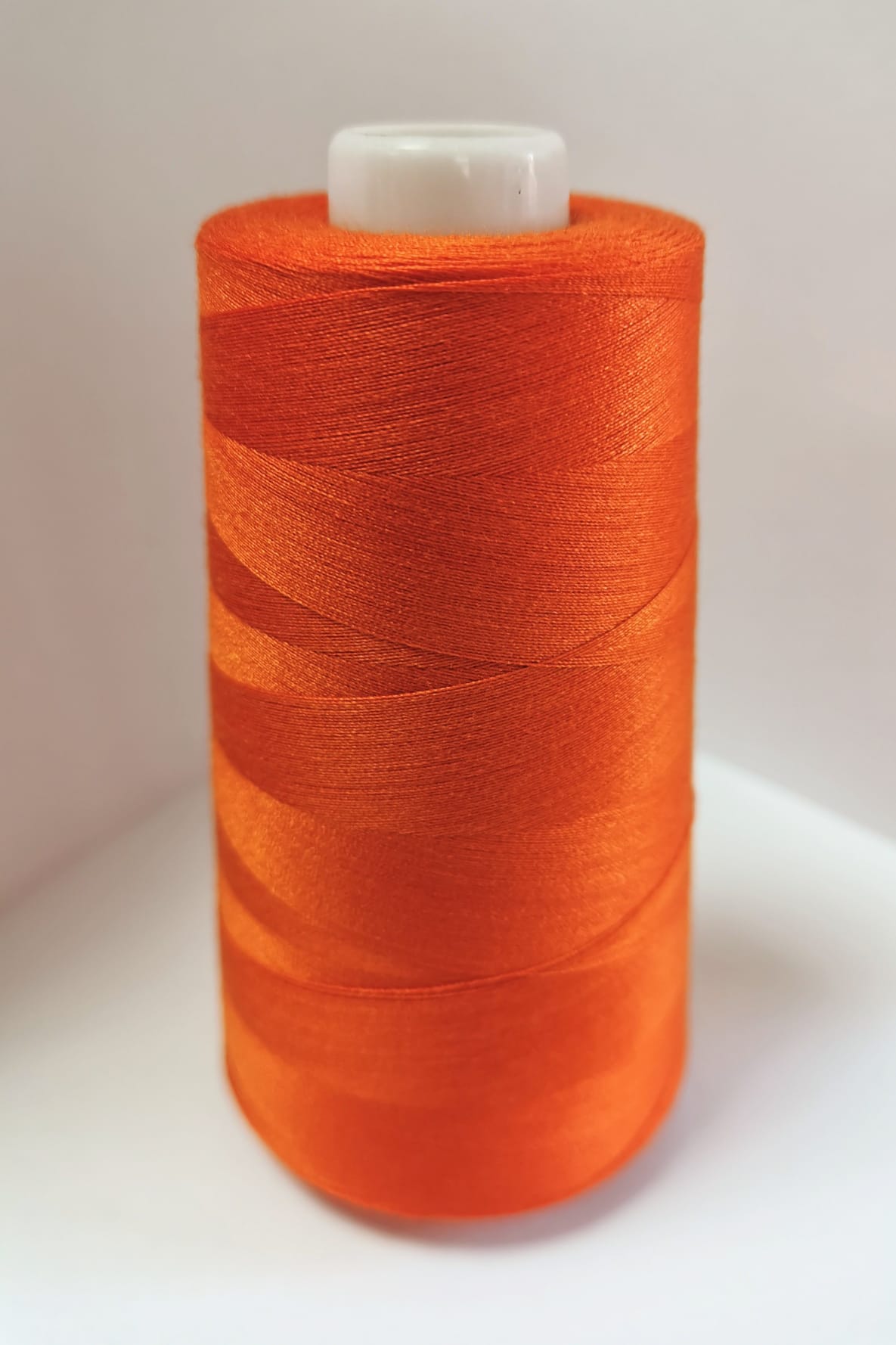 Universal sewing threads 4500Y overlock ORANGE